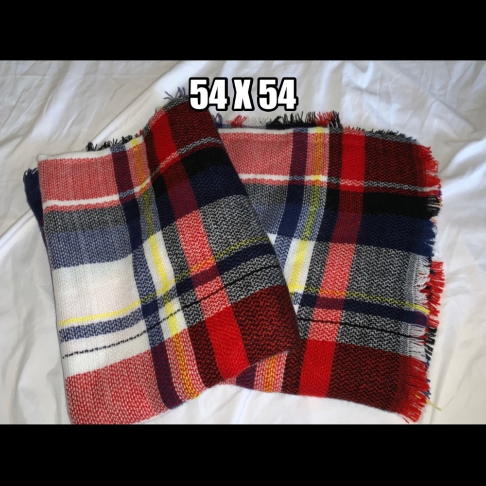 5/$20 EUC oversized blanket scarf